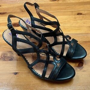 INDGO black leather sandals heels size 10 M